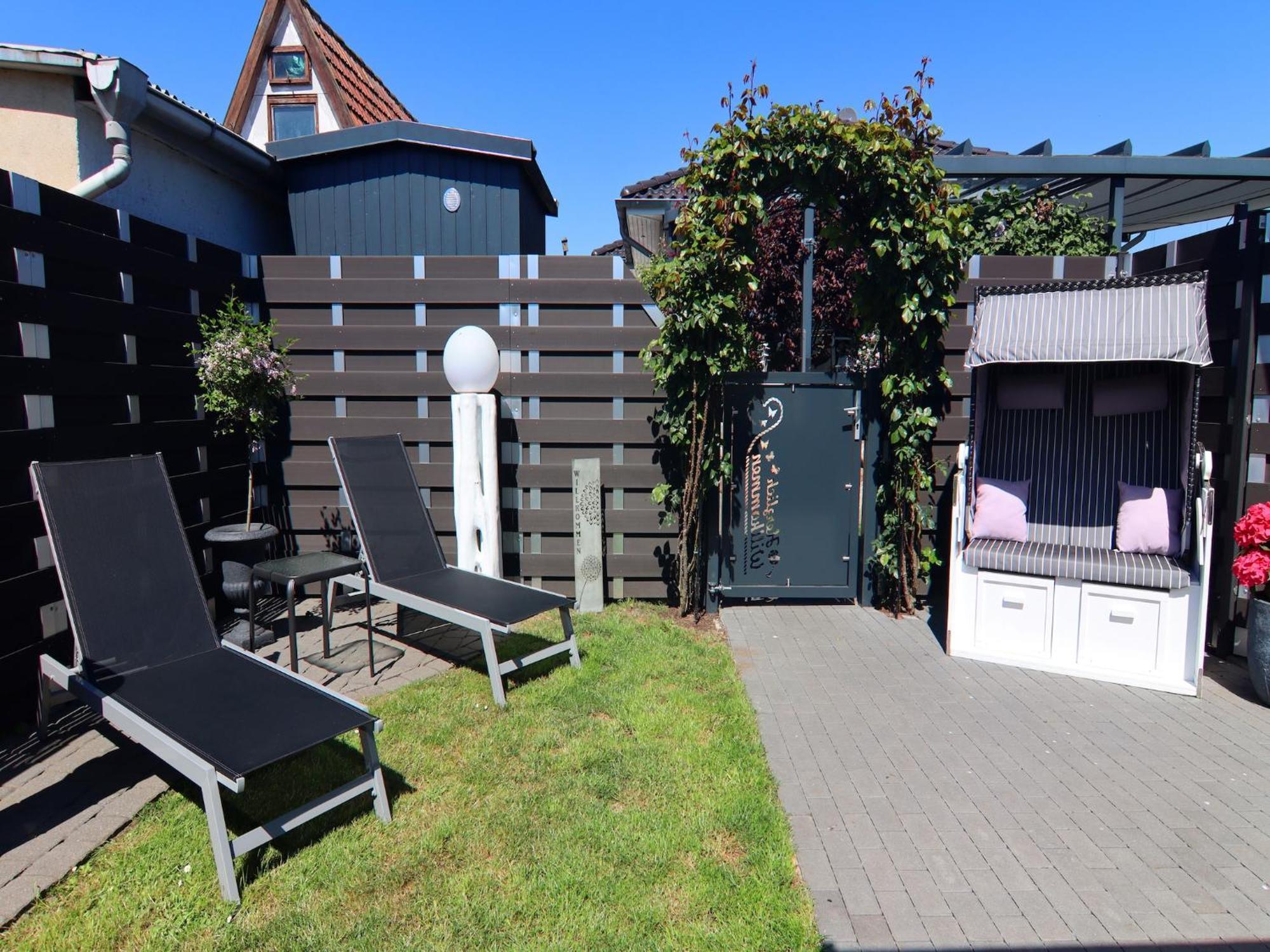 Serene Bungalow In Neubukow With Garden Bagian luar foto