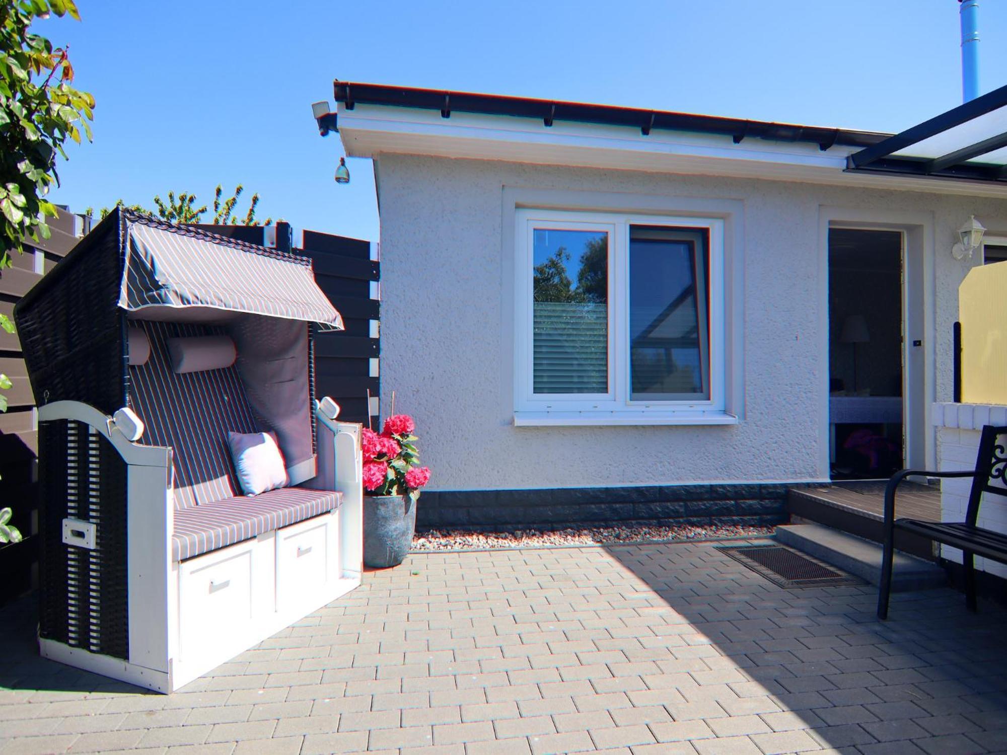 Serene Bungalow In Neubukow With Garden Bagian luar foto